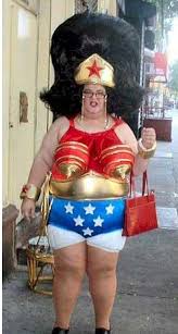 Wenn sie ein superwoman kostüm selber machen, sollen sie zuerst alle einzelnen kleidungsstücke sammeln und diese dann zu einem ganzen kostüm außer superwoman, supergirl und superman bieten sich noch batman, catwoman, spiderman, flash, wonder woman und viele andere als. Superhelden Kostume Liegen Voll Im Trend Karnevalsblog