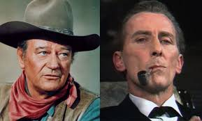 Actores John Wayne y Peter Cushing nacieron un 26 de mayo