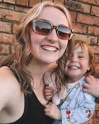 Lauren Toth (@laurentoth98) • Instagram photos and videos