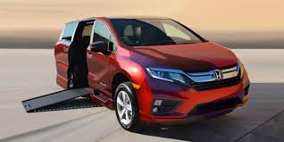 Classic vans delivers your custom van directly to your home or work anywhere in the u.s. New Used Wheelchair Vans Mobility Express