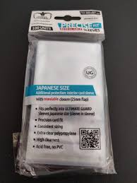 This sleeve can store 1 card, it is made out of paper and you cannot see through it Protective Sleeving For Dreamcatcher Photocards And Albums Review Dreamcatcher