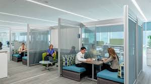 La Z Boy Reflects Culture In New Office Steelcase La Z Boy Office Interiors Beautiful Office