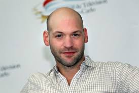 House Of Cards' Corey Stoll Scoffs At A Homeless Man In Exclusive 'Glass  Chin' Clip — VIDEO
