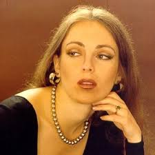 Amazon.com: Racing the Dream: Fly Low...Fly Fast...and Turn Left... (White  Hawk Aviation Adventure Stories): 9781946266248: Bass, M T: Books