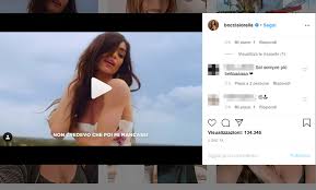 Visualizza altre idee su bocca, bonito, david. Lorella Boccia Fa Impazzire Il Web Sulle Note Di Ciclone Di Takagi Ketra Funweek