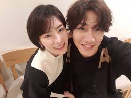 박수홍 93년생 여자친구 목격담 키 크고 긴 머리 여성과 함께···. ìž„ì§€ì—°xì´ê´'ìˆ˜ ì†Œë©¸ ì§ì „ ì–¼êµ´ í¬ê¸° ë¯¸ì†Œê°€ ë‹®ì•˜ë„¤ Shot