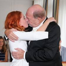 Es wird meine letzte hochzeit. bei laura passe alles. Ralph Siegel Er Hat Wieder Geheiratet Gala De