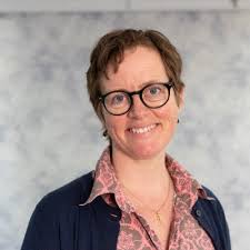 In 2025 students writing a thesis cannot longer do it without AI. I'll  incorporate it in my supervision after having done some courses, reading  Ethan Mollicks book 'Co-intelligence', discussing with…