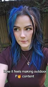 Chantelle Stewart's Instagram, Twitter & Facebook