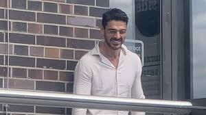 His controversial netflix film 365 days, though it found mixed reviews, was one of the most watched pieces of content of the. Kreischalarm In Berlin 365 Days Michele In Deutschland Promiflash De