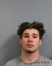 Devin Wayne Kinder Kanawha (SCRJ), West Virginia  http://Arre.st/WV-1005412899