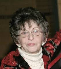 Mae Webb's Instagram, Twitter & Facebook