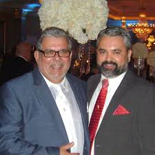 Our selection of arrangements is carefully crafted by professional florists. Haw1l6dgf6kh0m