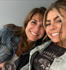 Congratulations Kali Haney🎉🎉 We are so proud of you for graduating UGA  Law School! You are amazing💕