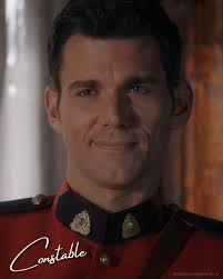 You can watch me do the dishes» 😉🥰 I love these little domestic moments  between Nathan and Elizabeth. They're already acting like a married couple  🥰❤️ I hope we'll get to see