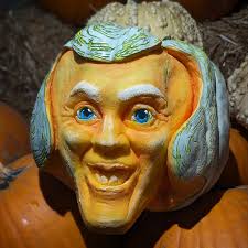 Here's the Oompa Loompa I carved for @frostysforest this past weekend! The  second I saw this grey ghost pumpkin I KNEW what he had to be! Tried  something different this time and