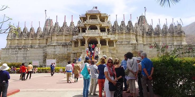 Dilwara Temple, Rajasthan: Facts, Arichitecture, Timings