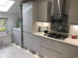 The workforce central mobile app also works offline, so don't worry if you're not able to connect to data. Modern Kitchen A Recent Installation Of The Stunning Sienna Gloss In Light Grey With White Star Grey Kitchen Cupboards White Modern Kitchen Grey Kitchen Walls
