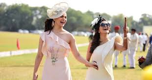 Alia Bhatt Kripa Mehta Are Redefining Friendship Goals For All Of Us Real Wedding Stories Wedding Blog While the filmmaker was away flaunting his gucci glamour, his kids roohi and yash are having a gala time with alia and ranbir. alia bhatt kripa mehta are redefining
