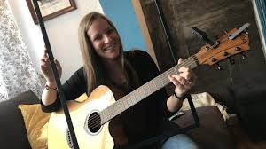 Mais les paroles affichées ne sont pas complètes. La Caudresienne Margaux Vilain A L Affiche De N Oubliez Pas Les Paroles