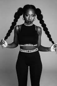 A Bubble Ponytail Is A Simple Style That Doesn T Take Much Effort And You Can Use It To Create A Fun Casua Natural Hair Styles Bubble Ponytail Long Hair Styles