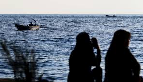 Ada sebuah jambatan yang menghubungi ke pulau burung. Shoot Pulau Burung S A Gem