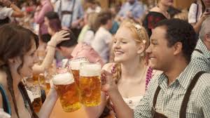 Und was ist eigentlich eine maß? Oktoberfest Ausfall 2020 Aktuell Trotz Corona Krise Hier Steigt Die Alternative Wiesn Gaudi News De