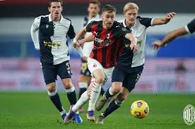 Hasil Lengkap Dan Klasemen Liga Italia Ac Milan Tak Terusik Di Puncak Juventus Dan Napoli Kompak Pepet Inter Milan Bolasport Com