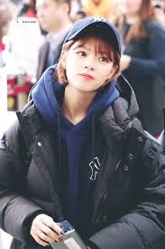 Jeongyeon Twice Kpop Yoojeongyeon Idol Jyp Koreanmusic Jeongyeontwice Oh My Girl Yooa Kpop Girls Girl Crushes