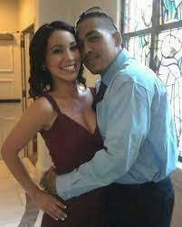 The actress's hair color is black and eye color is hazel. Vanessa Villanueva Wiki Biography Age Siblings Contact Informations Chris Perez Selena Quintanilla Perez Villanueva