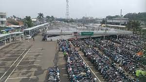 Check spelling or type a new query. Calon Penumpang Kereta Keluhkan Penutupan Parkir Di Stasiun Bogor