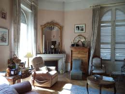 Salon D Un Appartement Haussmannien En Vente A Agen Lot Et Garonne Agen Venteappartement Apartment Beautifulfra Vente Appartement Appartement Haussmannien