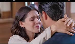 Just as I'm angrily fighting for Angelli, she is here kissing Jose  Emilio🤦🏻‍♂️😂Ah mede3 I'm tired of these two kraaa😏😹😹😹