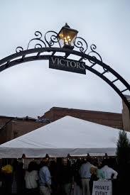 Victors Bistro In Florence South Carolina Is A Wonderful Restaurant Inside Of Hotel Florence In Downtown You Don T Have To Be A Hotel Guest To With Images Florence Hotels