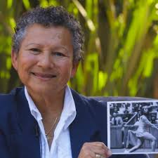 Series: SHE Se Puede