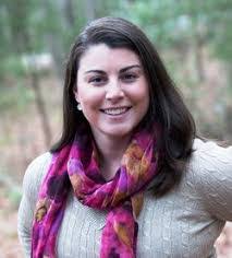 Amanda Ellinger's Instagram, Twitter & Facebook