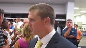 Cfnm Cmnm Enm: Female Reporter in Mens Locker… ThisVid.com