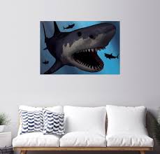 En esta pelicula de megalodon, un grupo de científicos ha descubierto una nueva fosa, una mucho más profunda que la de las marianas, de manera que se van a explorarla. Posterlounge Wandbild Ein Megalodon Hai Aus Dem Kanozoikum Online Kaufen Otto