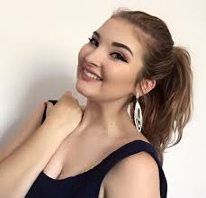 MISS EARTH UNITED STATES