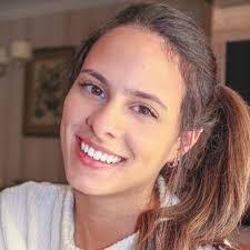 Rebecca Mello's Instagram, Twitter & Facebook