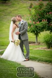 Bride And Groom Photos At Park Oppd Arboretum Omaha Nebraska Click To View Full Gallery Traditiona Wedding Photographers Bride And Groom Photos Church Ceremony