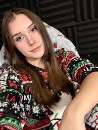 This is my first as a streamer doing a Christmas event, and this vroid made  it absolutely amazing. I cannot stretch enough how much fun it was to  stream with many people