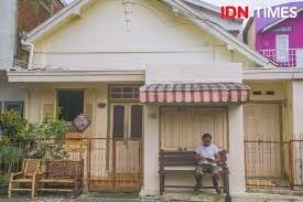 Hadir dengan konsep seperti ice cream world. Jelajah Kampoeng Heritage Malang Kompleks Vintage Peninggalan Belanda