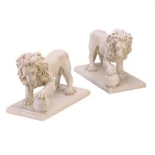 I Love How Majestic These Lions Look With Their Powerful Paws And Flowing Manes I Think It Would Be Fantastic To Have So Statue Outdoor Statues Garden Statues