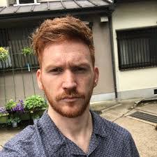 Elliot York's Instagram, Twitter & Facebook