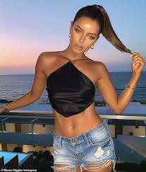 She appeared as an islander on season 5 of the revived series of love island. Love Island S Maura Higgins Marks Curtis Pritchard S New Romance As A Kick In The Teeth Fr24 News English