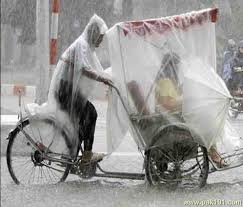 Pvc Regencape Transparent Bild Von Juergen Boos In 2020 Regen Niederlande Fahrrad