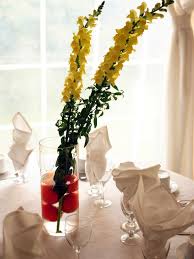 You can find the supplies you need for most of these centerpieces at your local craft and grocery store. Party Centerpieces Hgtv