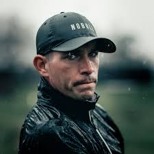 PGA TOUR golfer Scott Stallings faces tough conditions and delays