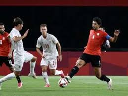 بدأت مباراة منتخب مصر ضد منتخب أسبانيا في أولى مباريات الجولة الأولى ببطولة طوكيو 2020م، وتقام المباراة على أرضية استاد سايورو دوم، وقد أعلنت مجموعة قنوات بي ان سبورت الإعلامية عن نقل مباراة مصر على قناة بي ان سبورت المفتوحة مجاناً على القمر. Hi7ans1vqkbcdm